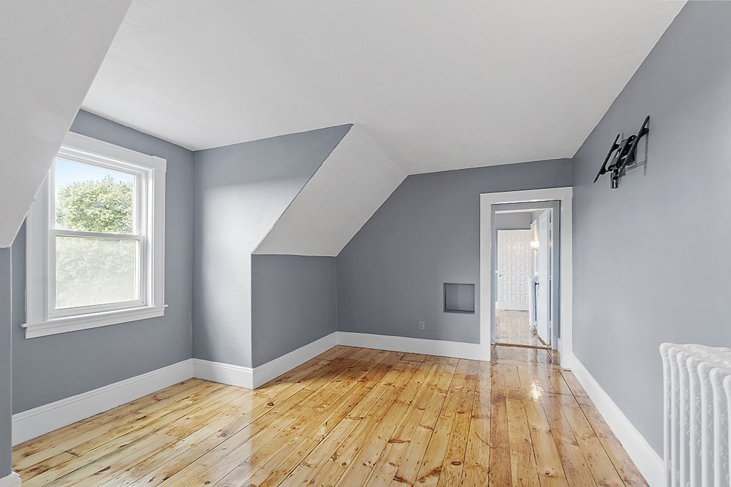 34 West Bowers Street