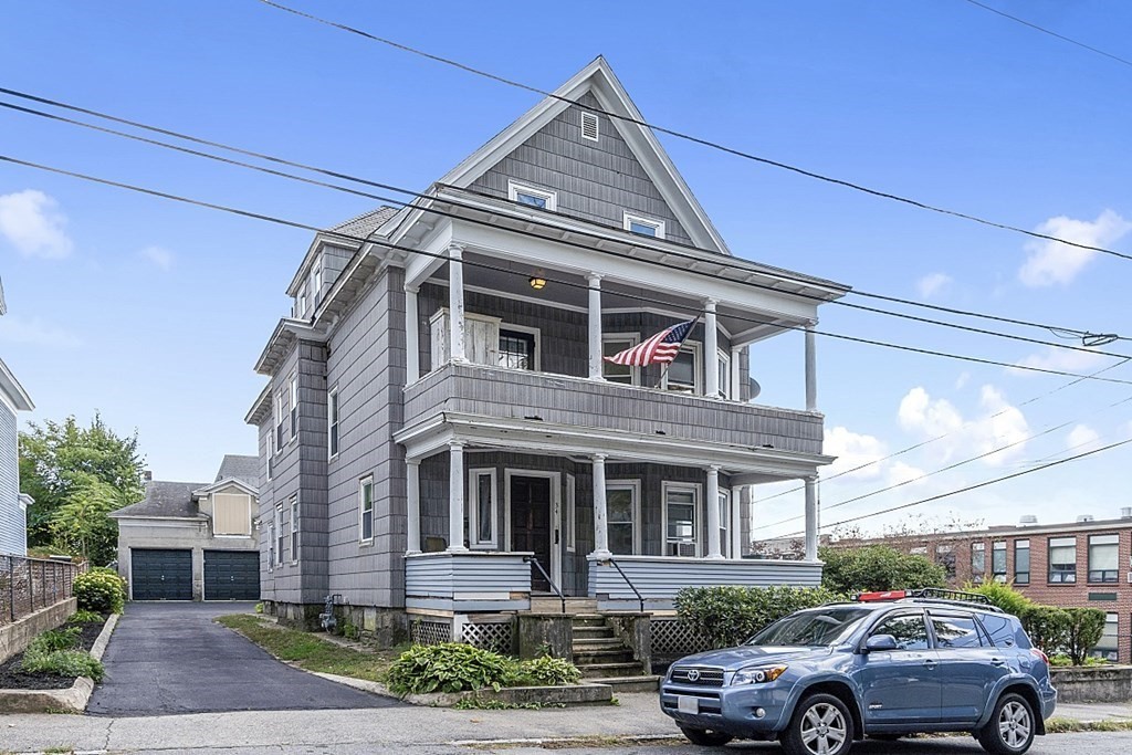 34 West Bowers Street