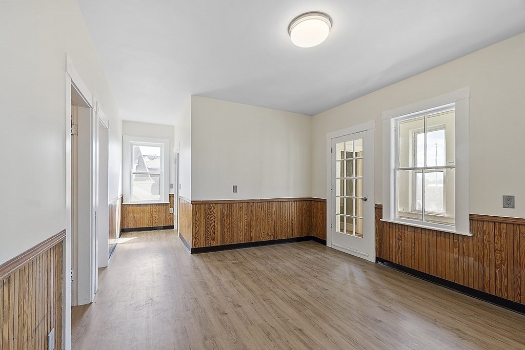 34 West Bowers Street