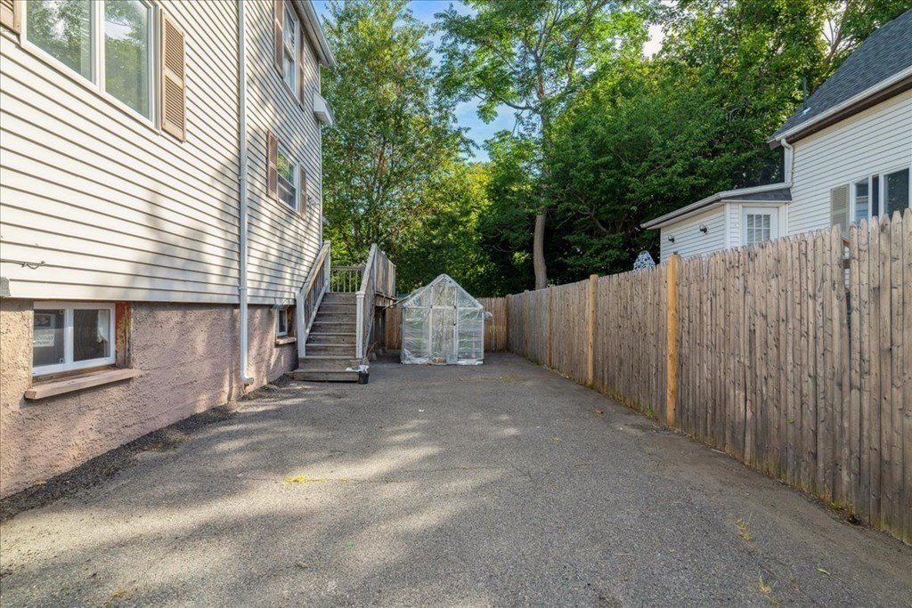 26 Neptune Street Court