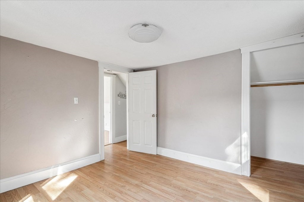 26 Neptune Street Court