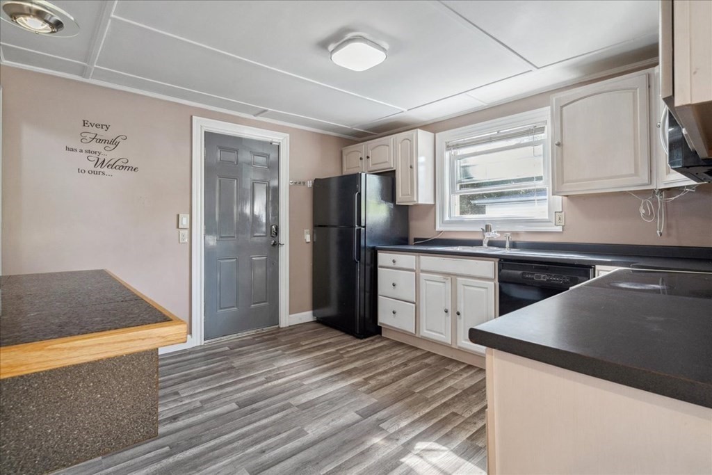 26 Neptune Street Court