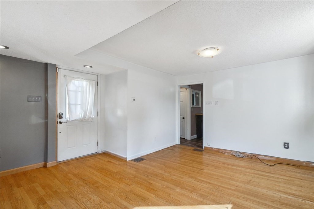 26 Neptune Street Court