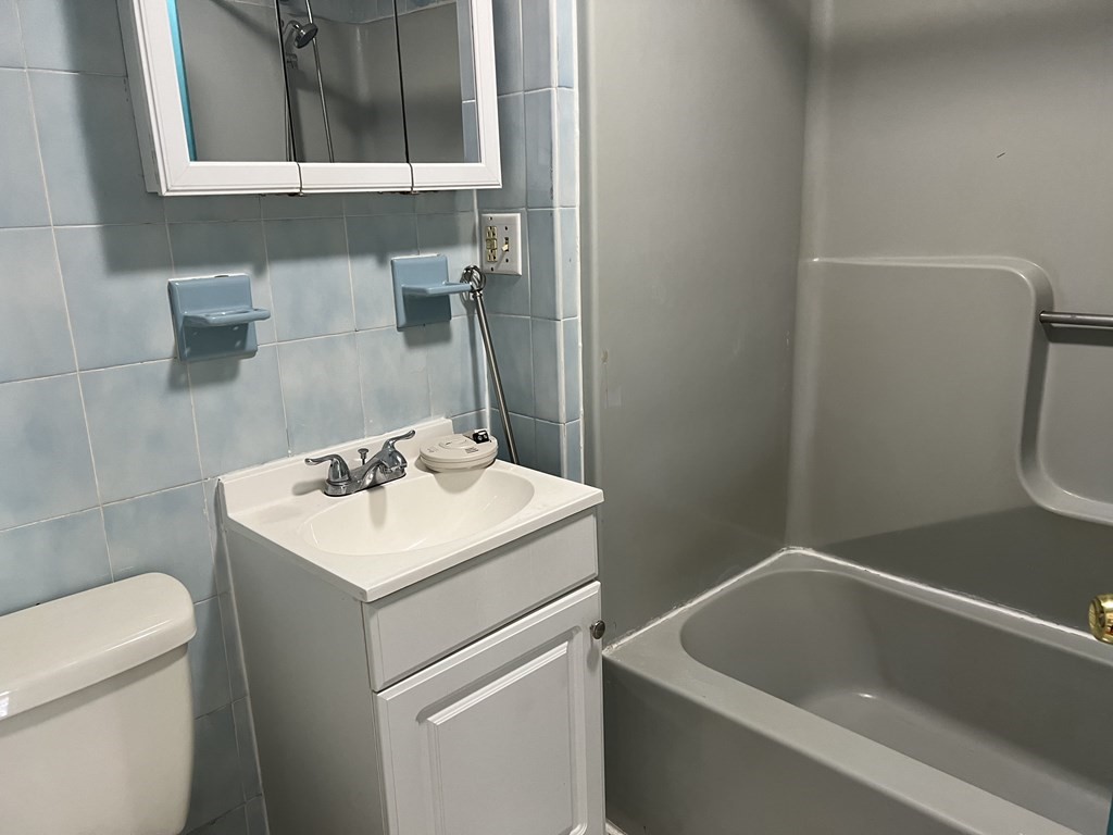 75 Harvard Street # 2