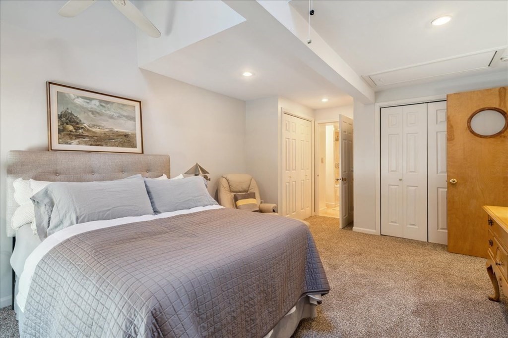 14 Locust Street # 3F