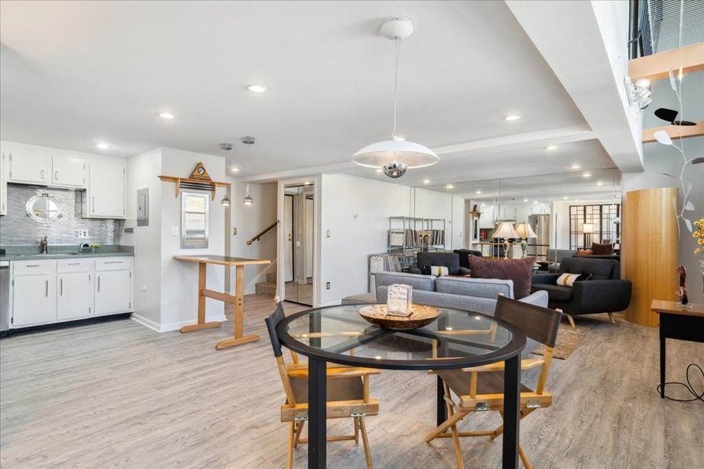 14 Locust Street # 3F