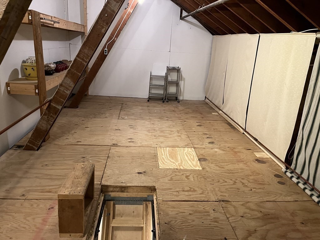 14 Locust Street # 3F