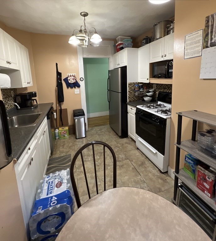 121 Johnson Street # 2