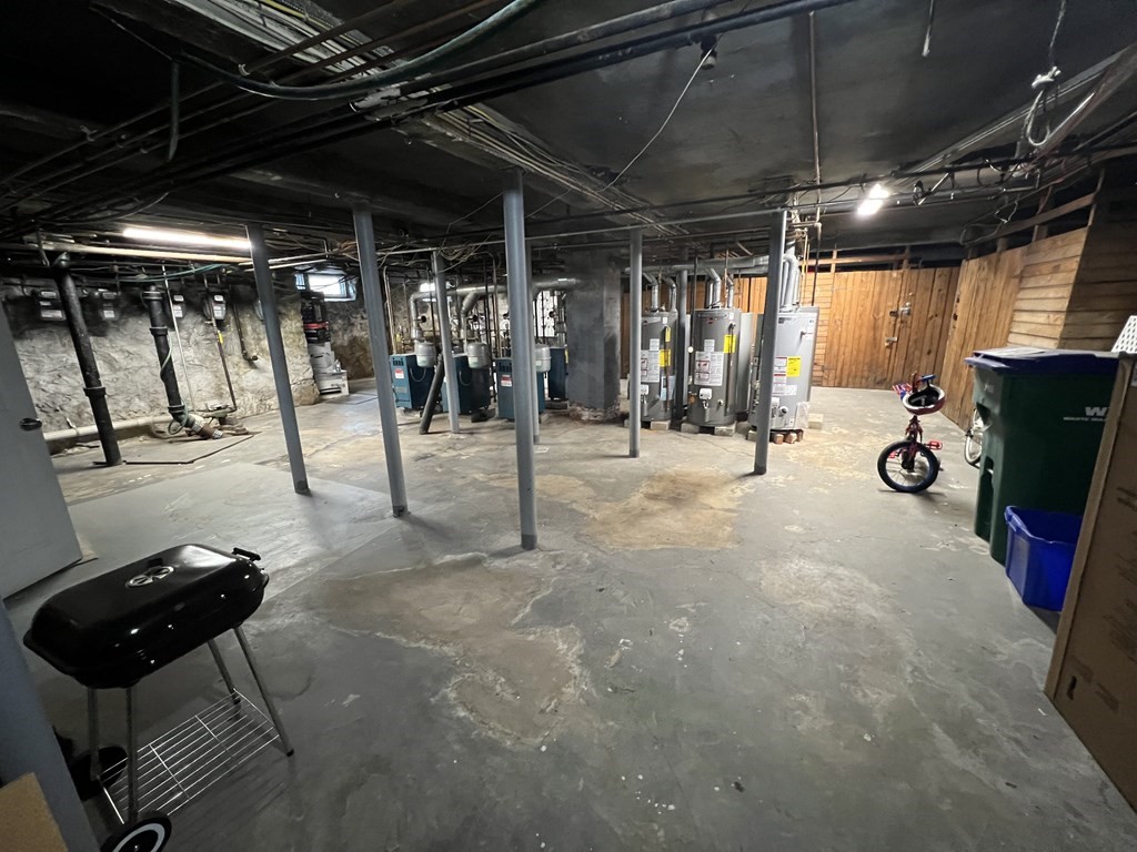 121 Johnson Street # 2