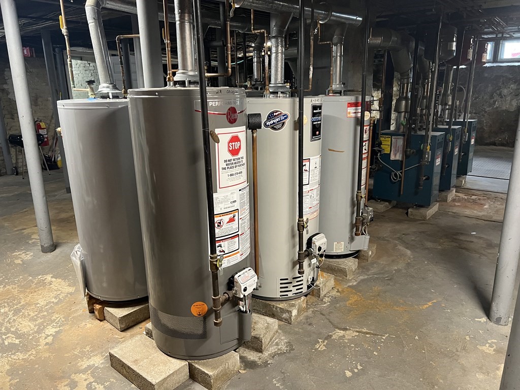 121 Johnson Street # 2