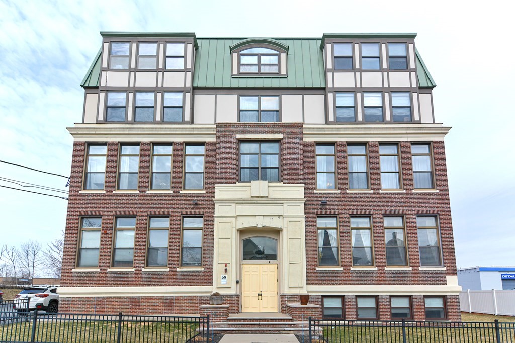 58 Almont Street # 7