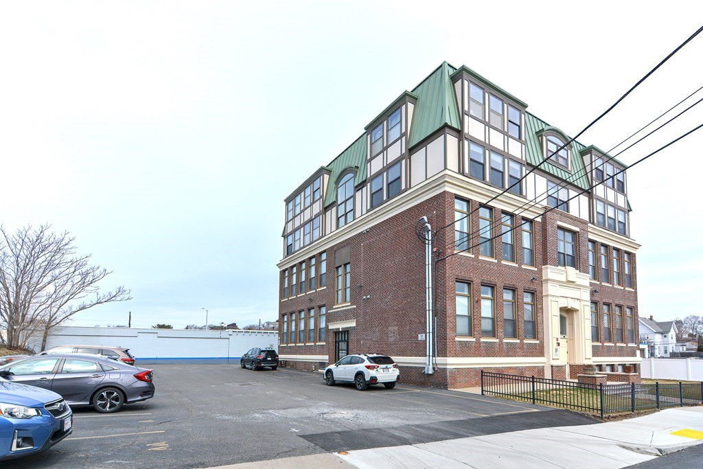 58 Almont Street # 7