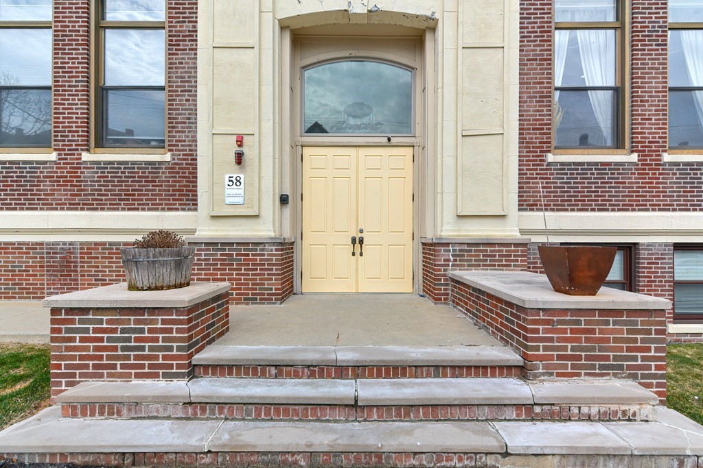 58 Almont Street # 7