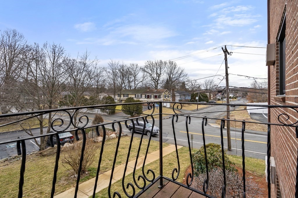 59 Highland Glen Dr # 312