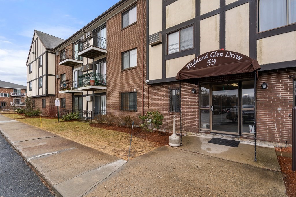 59 Highland Glen Dr # 312