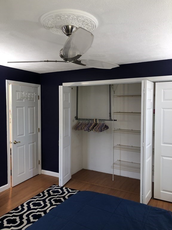 300 Governors Dr # 16