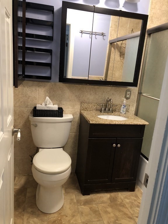 300 Governors Dr # 16