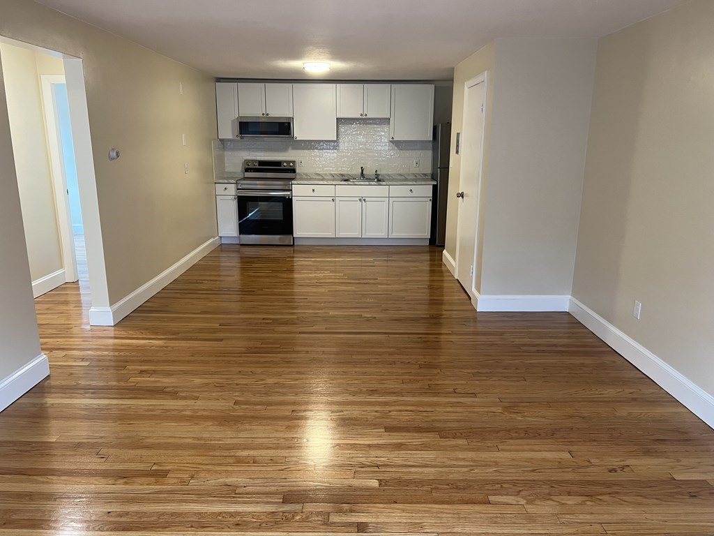 49 Laighton Street # 1