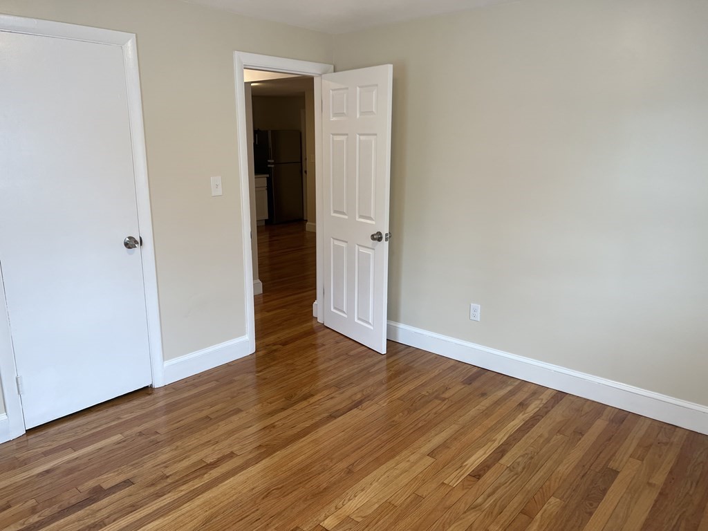 49 Laighton Street # 1