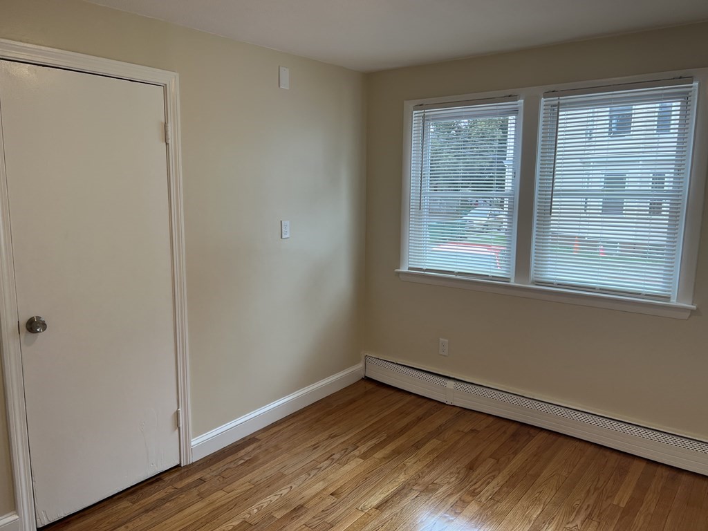 49 Laighton Street # 1