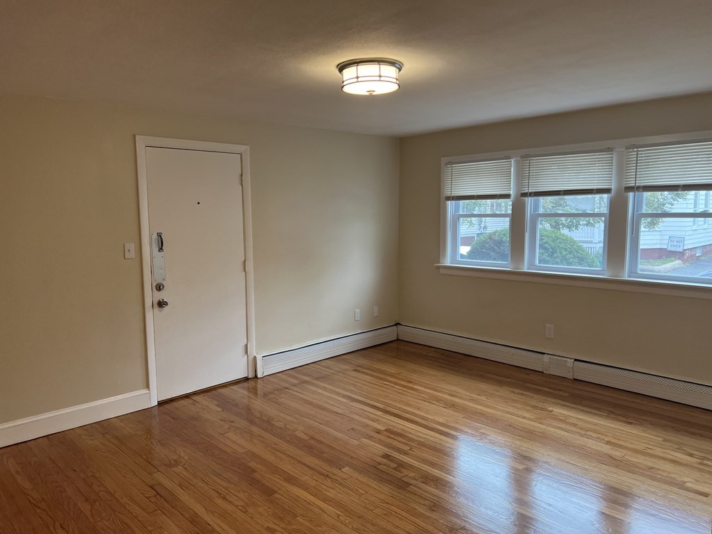 49 Laighton Street # 1