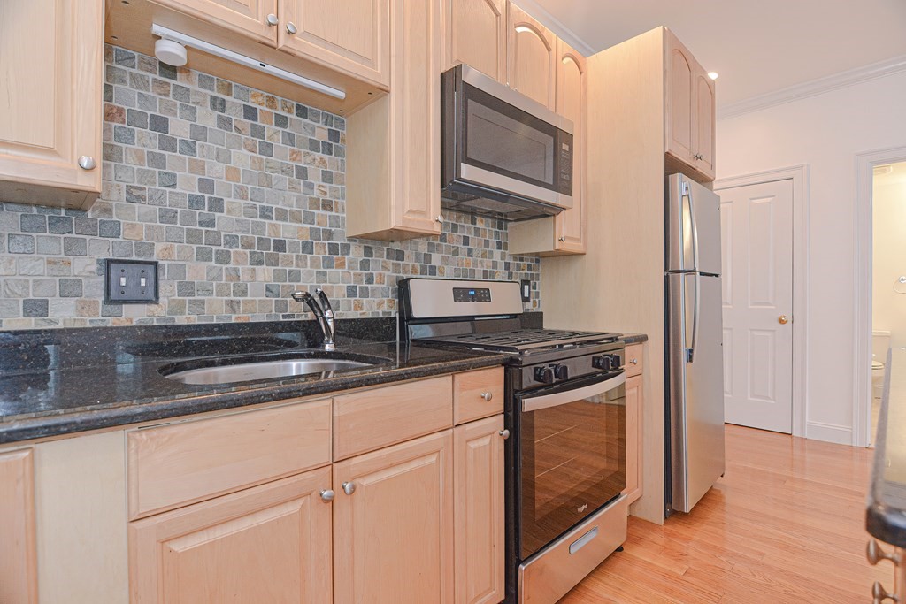 146 Clifton Street # 4