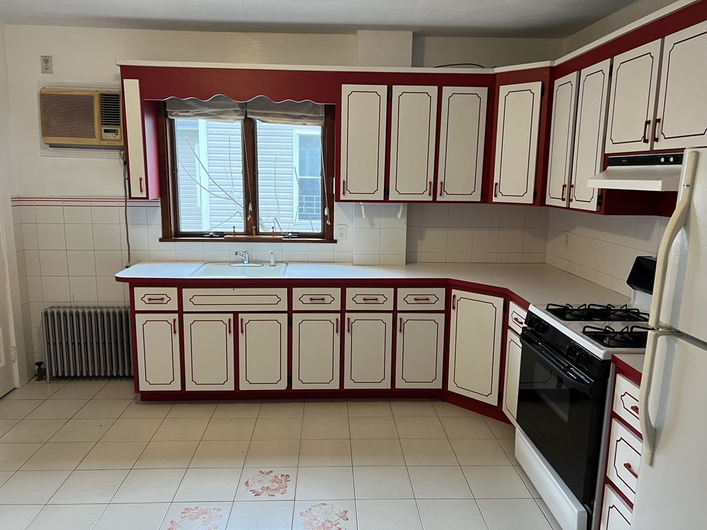 73 Linden Avenue # 2