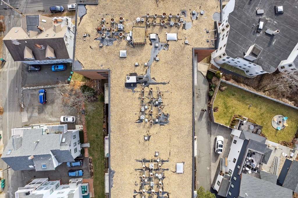 12 Chancery Ct. # 402