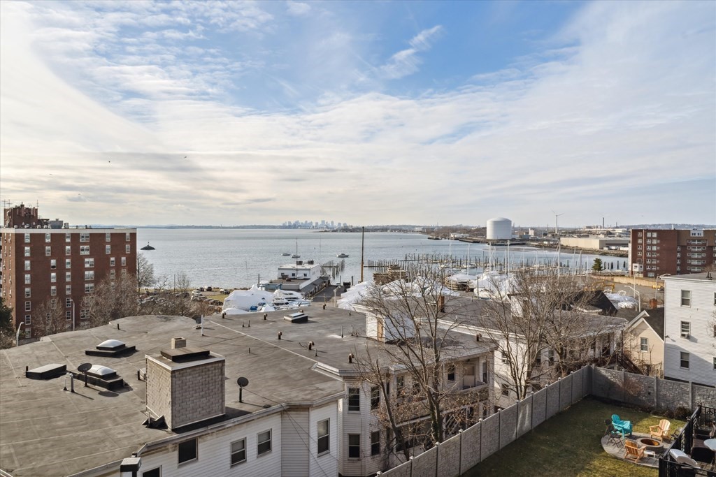 12 Chancery Ct. # 402