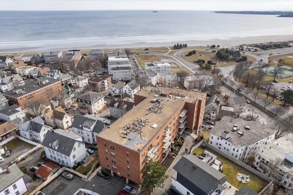 12 Chancery Ct. # 402