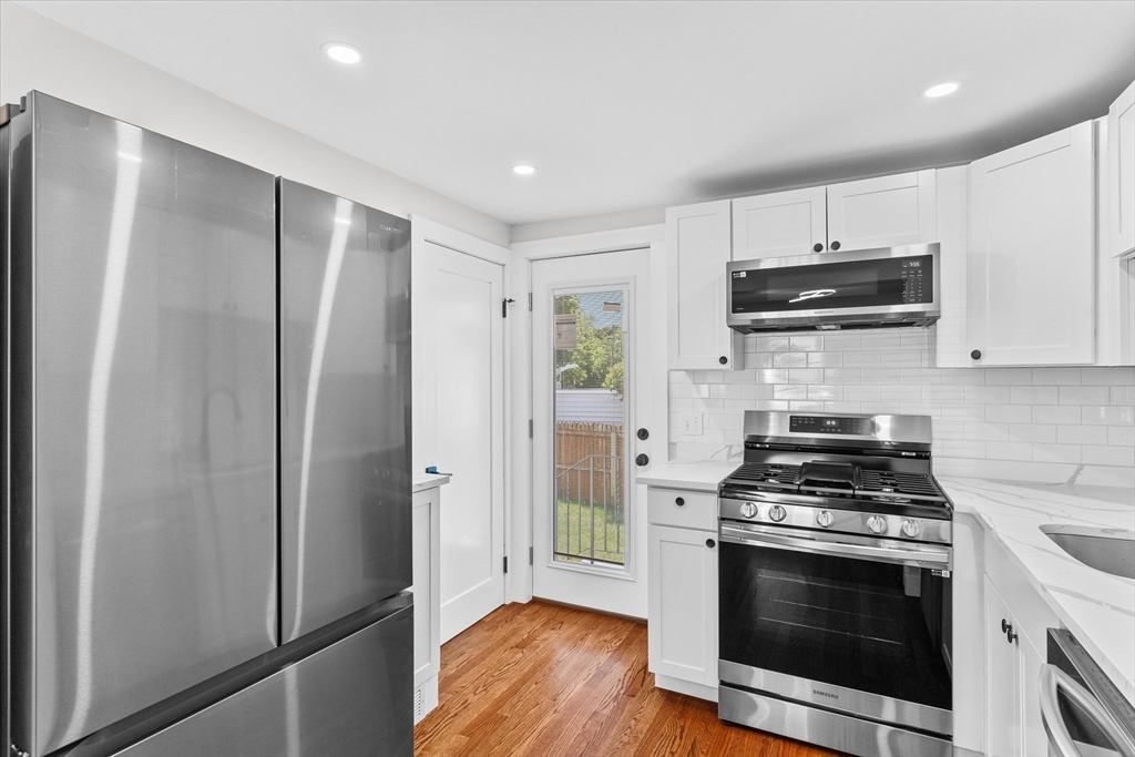 10 Perkins Ave.