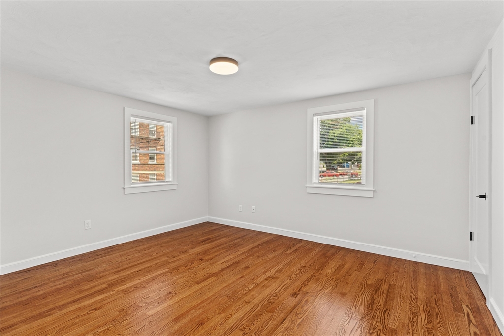 10 Perkins Ave.