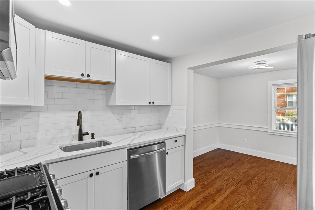 10 Perkins Ave.