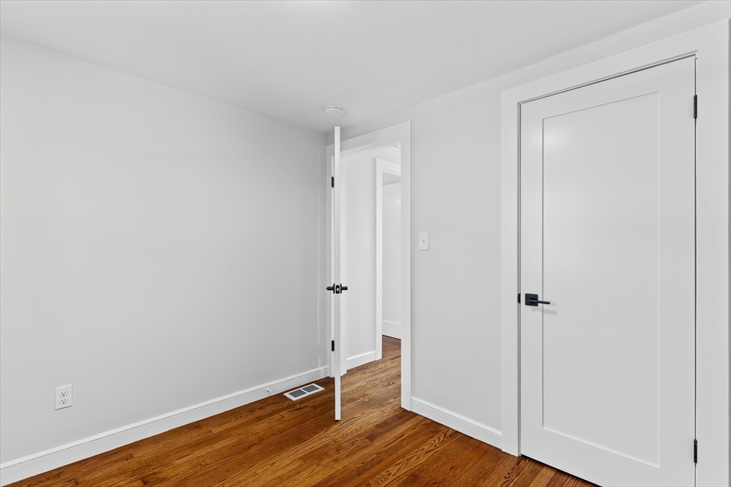 10 Perkins Ave.