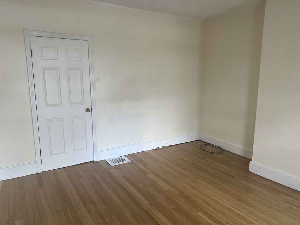 8 Kearney Street # 1