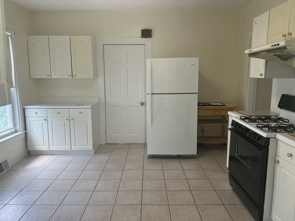 8 Kearney Street # 1