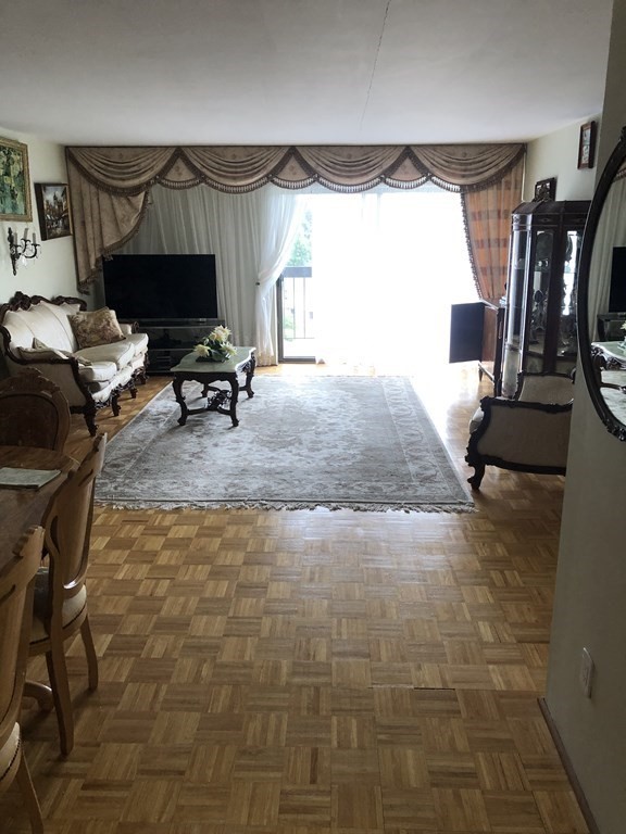 289 Elm # 65