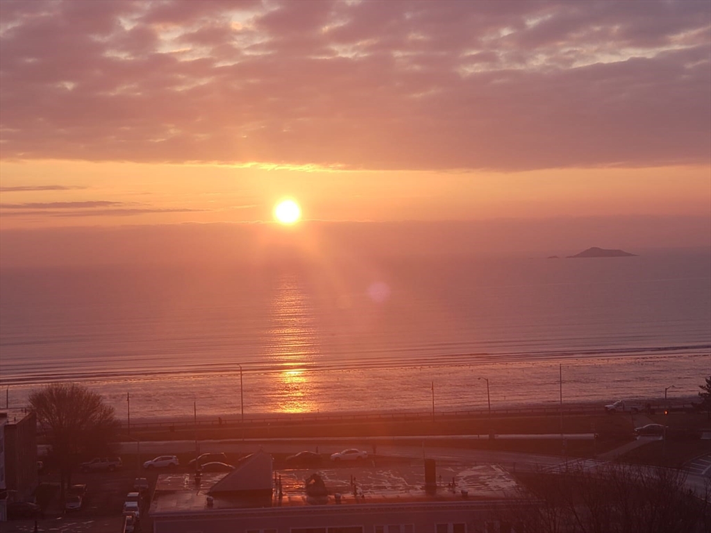 12 Chancery Ct. Unit: PH10