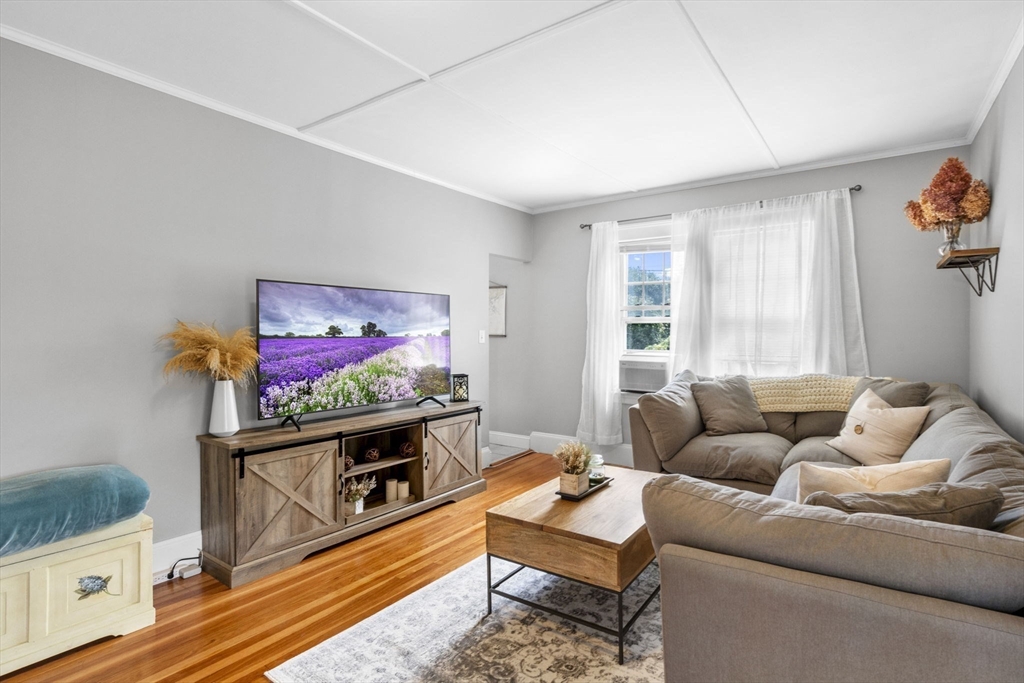 21 Brookside Ave # 2