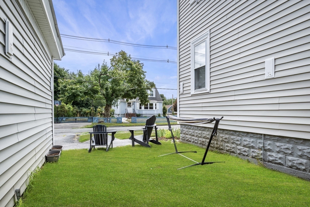 21 Brookside Ave # 2