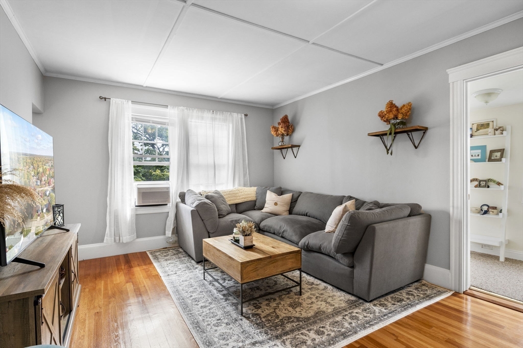 21 Brookside Ave # 2