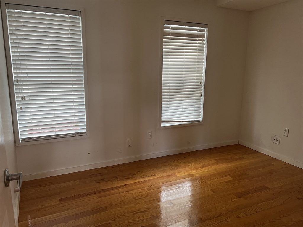 172 Oliver Street # 1