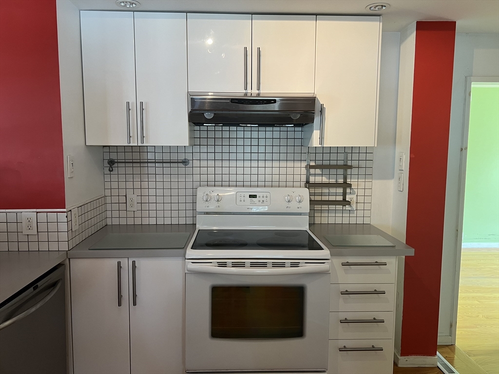 172 Oliver Street # 1