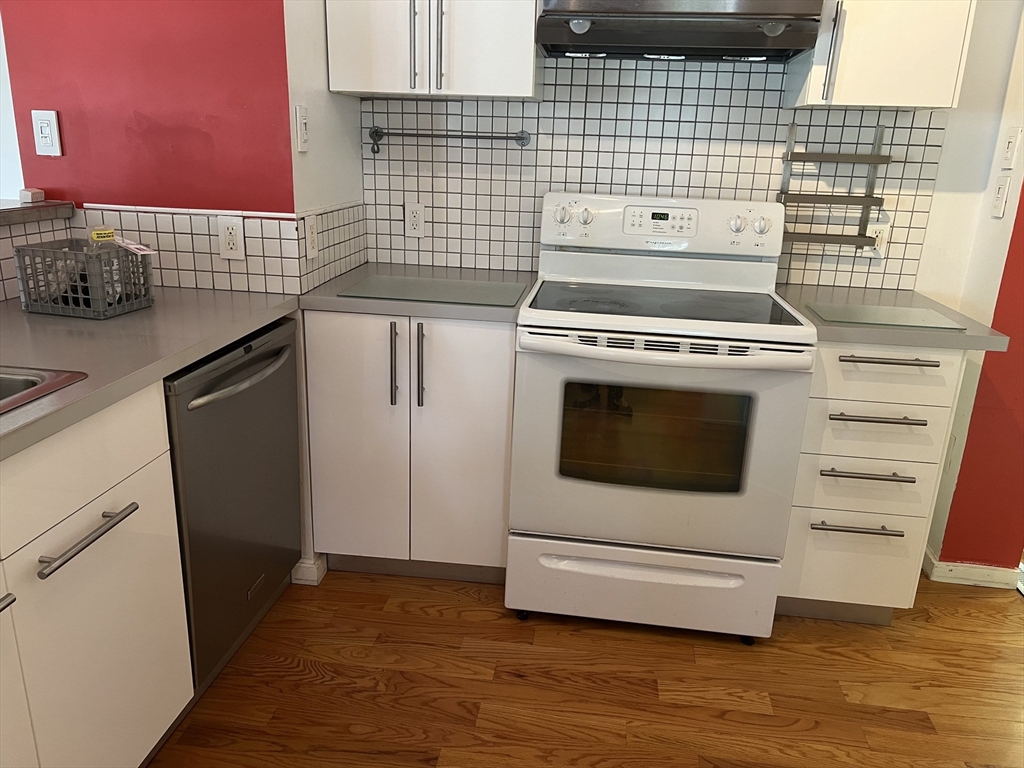 172 Oliver Street # 1