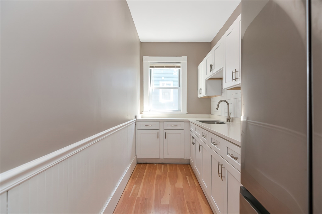 34 West Bowers Street