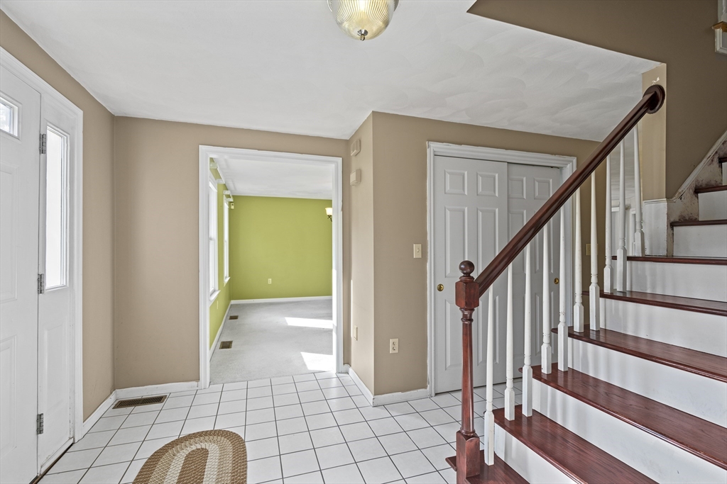 18 Noel Rd