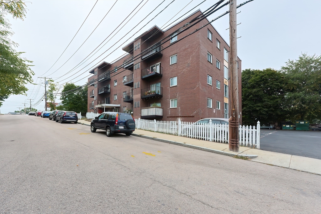 175 Clare Avenue # A4