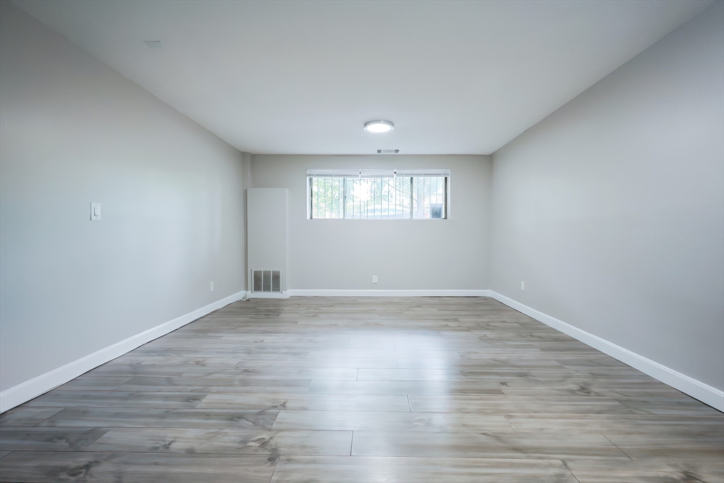 175 Clare Avenue # A4