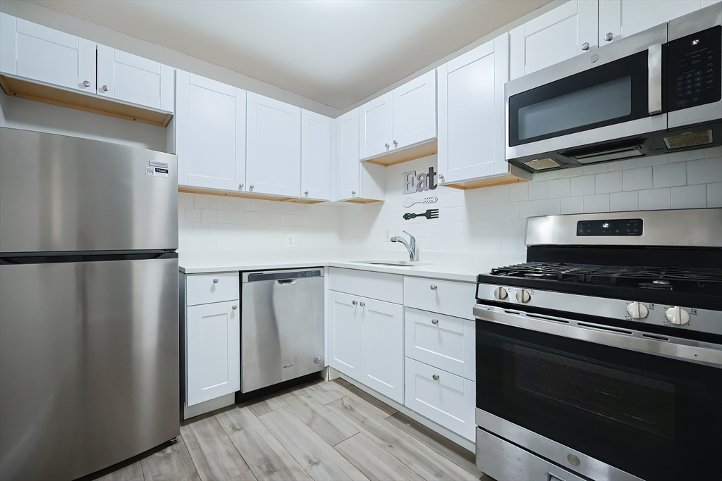 175 Clare Avenue # A4