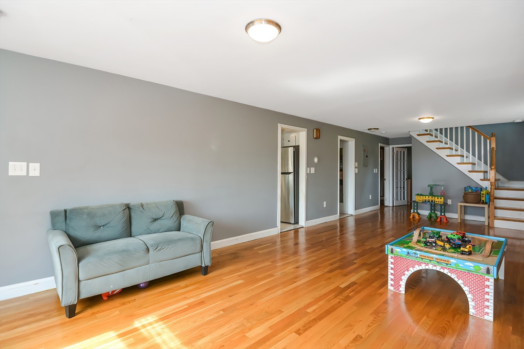 145 Arnold Street # 1